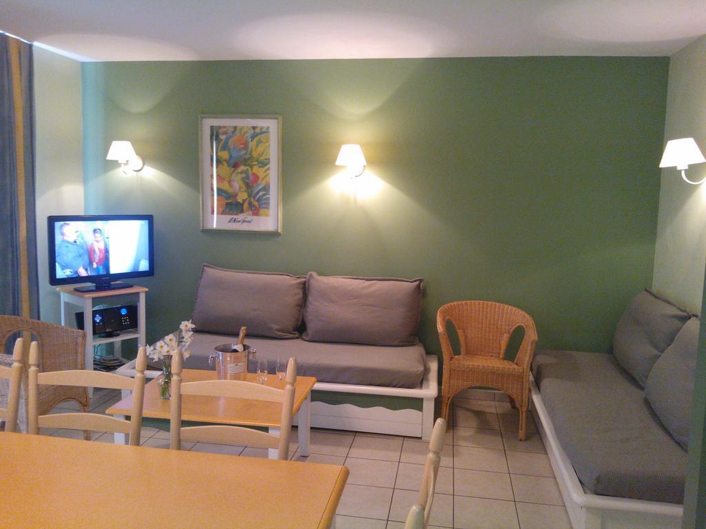 3 Bedrooms Holiday Home Golf Resort Port-Bourgenay Talmont-Saint-Hilaire Zimmer foto